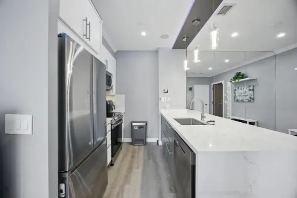 181 Village Green SQ #314, Toronto E07, ON M1S 0K6