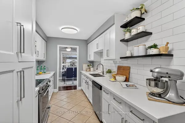 56 Ivory CT, Clarington, ON L1C 5C1