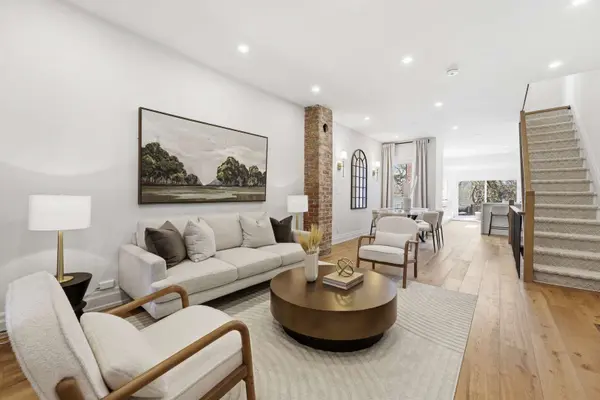 430 Jones AVE, Toronto E01, ON M4J 3G3