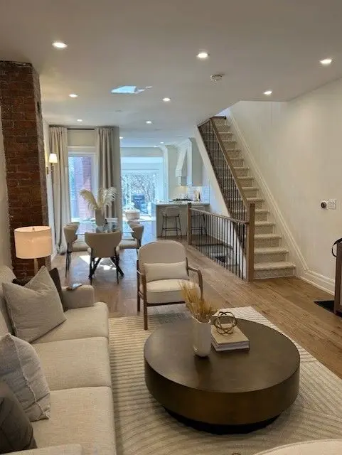 430 Jones AVE, Toronto E01, ON M4J 3G3