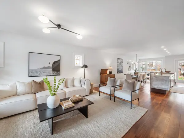 74 Nealon AVE, Toronto E03, ON M4K 1Z2