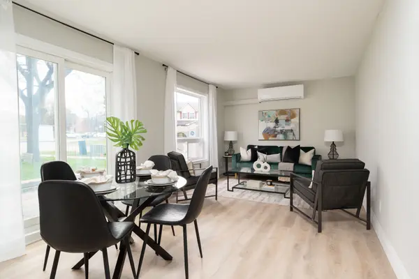 240 Ormond DR #B16, Oshawa, ON L1G 6T5