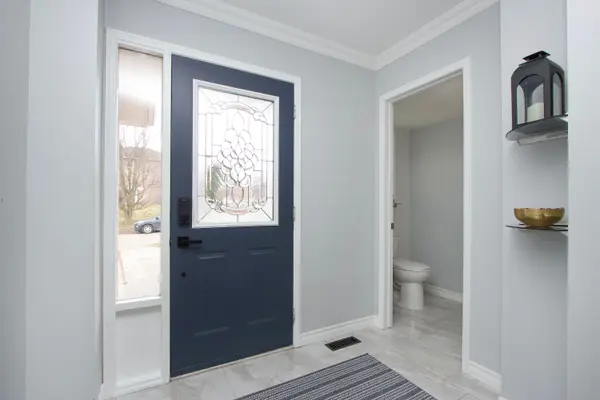 11 Glanville CRES, Clarington, ON L1C 4L6