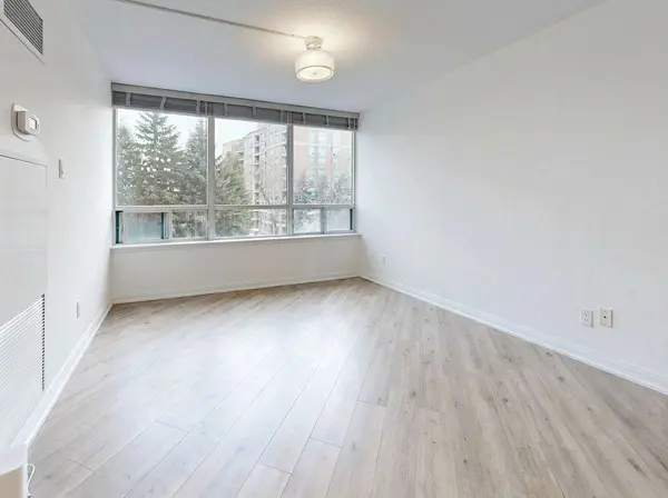 120 Promenade CIR #406, Vaughan, ON L4J 7W9