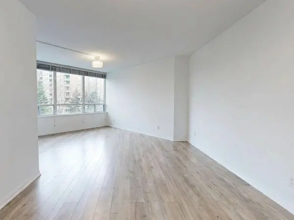 120 Promenade CIR #406, Vaughan, ON L4J 7W9