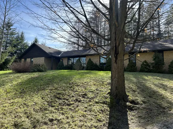 570 Kettleby RD, King, ON L7B 0C9