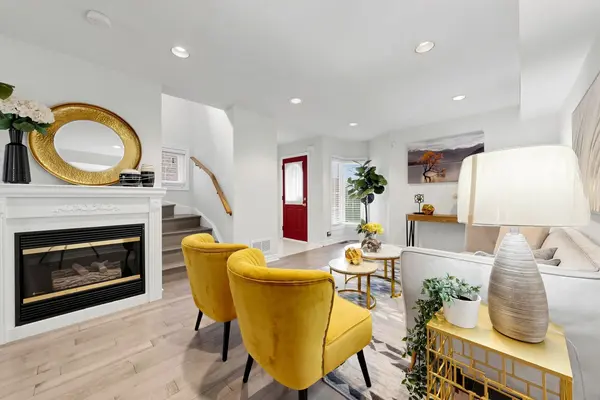 143 Milliken Meadows DR, Markham, ON L3R 0V7