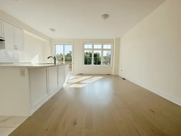 50 Hercules Club DR, Richmond Hill, ON L4E 1A2