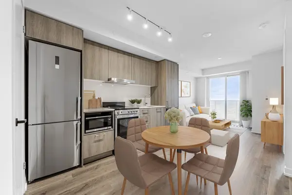 195 Commerce ST #3610, Vaughan, ON L4K 0P9