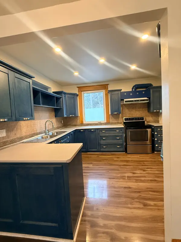 66 Wallace ST, Vaughan, ON L4L 2P4