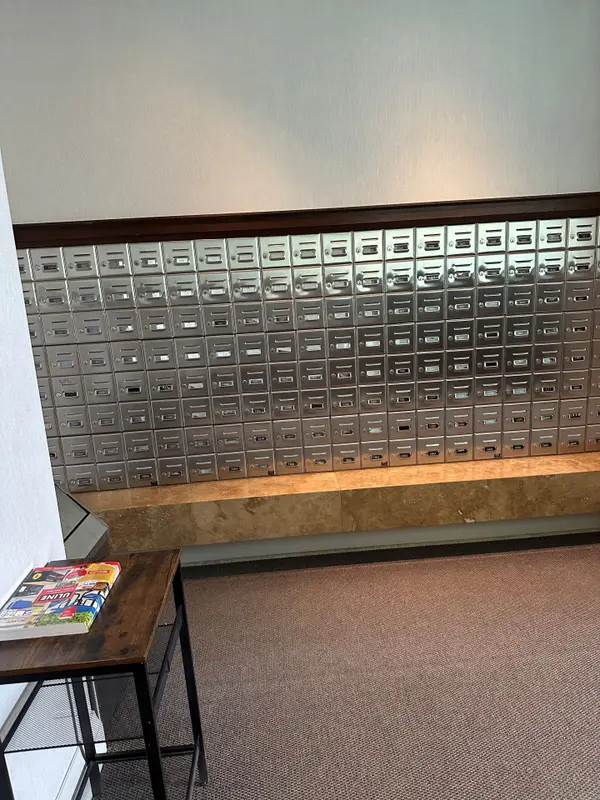 88 Promenade CIR #403, Vaughan, ON L4J 9A4