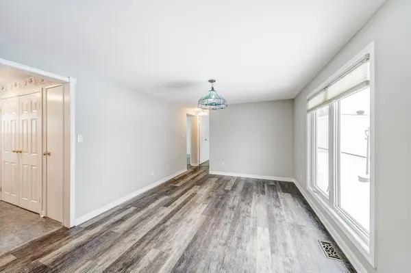 20 Geneva CT, Georgina, ON L0E 1R0