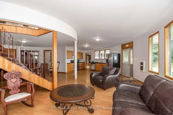 1065 Concession 8 RD, Adjala-tosorontio, ON L0G 1W0