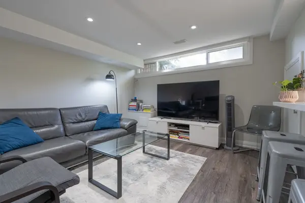 305 Blue Grass BLVD #Bsmt, Richmond Hill, ON L4C 3H3