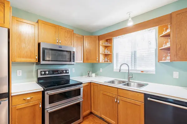 2104 Newton ST, Tay, ON L0K 2A0