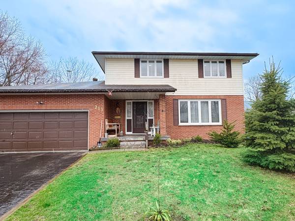 213 Sunnidale ST, Clearview, ON L0M 1S0