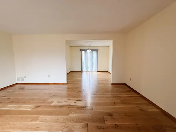 213 Sunnidale ST, Clearview, ON L0M 1S0