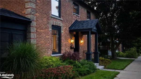 258 MAPLE ST, Collingwood, ON L9Y 2R2