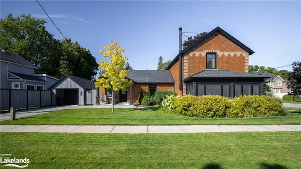 258 MAPLE ST, Collingwood, ON L9Y 2R2