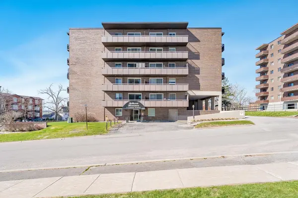 2 Albert ST #48, Barrie, ON L4M 3S4