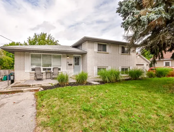 74 Baldwin LN, Barrie, ON L4N 2W3