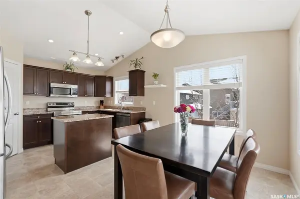 1218 Rempel CRESCENT, Saskatoon, SK S7T 0M2