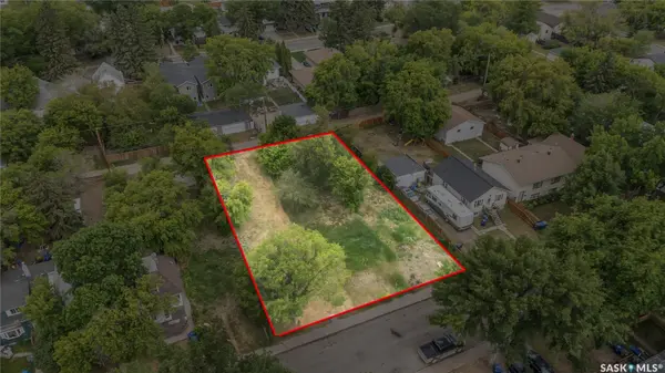 431 R AVENUE S, Saskatoon, SK S7M 2Z4