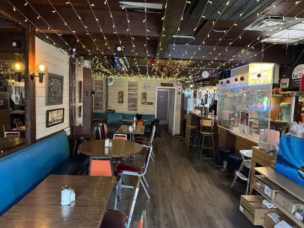 160 Springhurst AVE, Toronto W01, ON M6K 1C2