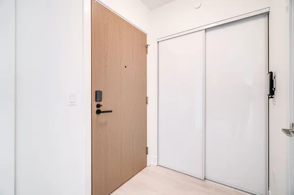 10 Eva RD #2505, Toronto W08, ON M9C 0B3