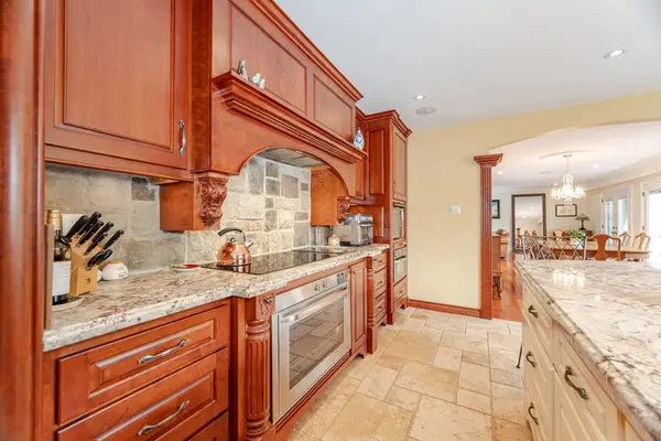 11302 Regional 25 RD, Halton Hills, ON L7J 2M1