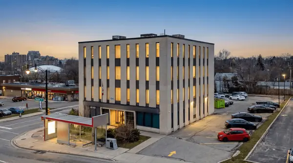 134 Queen ST E, Brampton, ON L6V 1B2