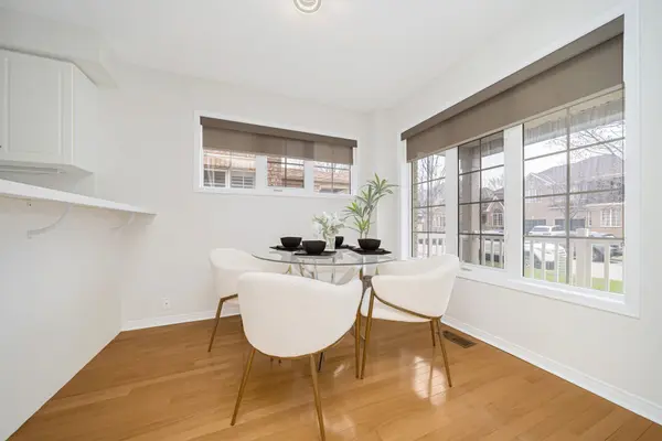 3809 Talias CRES, Mississauga, ON L5M 6L5