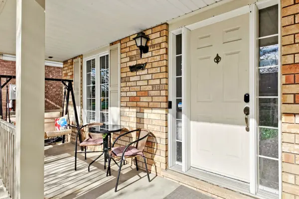 361 Brisdale DR NW, Brampton, ON L7A 3M6