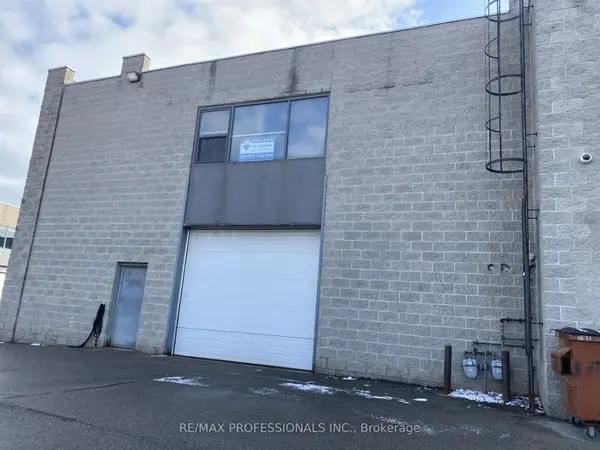 300 New Toronto ST #34, Toronto W06, ON M8Y 3G6