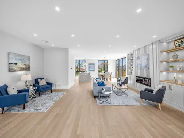 2488 Bridge RD, Oakville, ON L6L 2H2