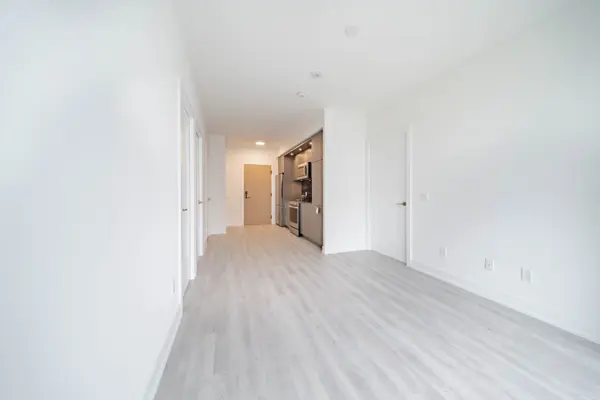 25 Cordova AVE #1214, Toronto W08, ON M9A 0E5