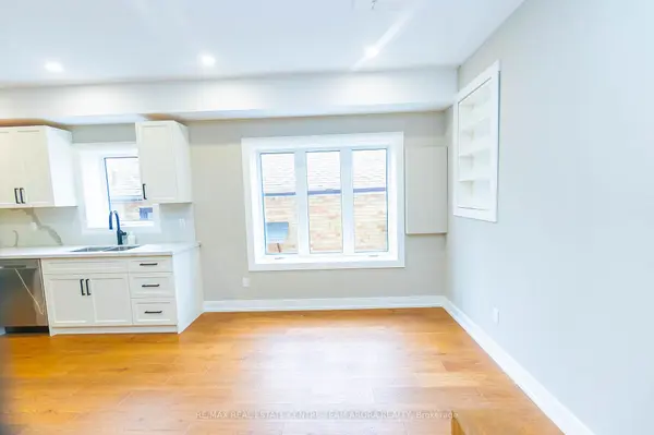 4027 Bloor ST W #Unit A, Toronto W08, ON M9B 1M4