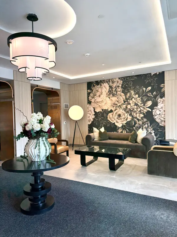 556 Marlee AVE #321, Toronto W04, ON M6B 0B1