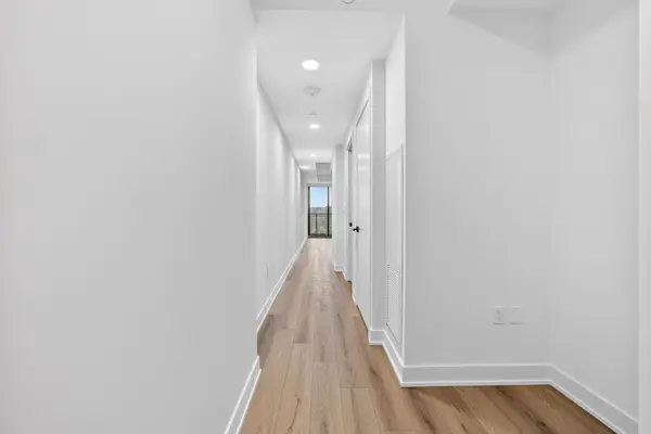 758 Dovercourt RD #411, Toronto W02, ON M6H 0G7