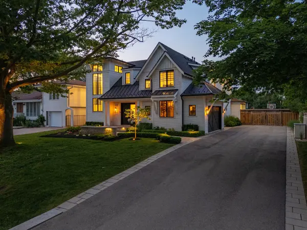 367 Seaton DR, Oakville, ON L6L 3X9