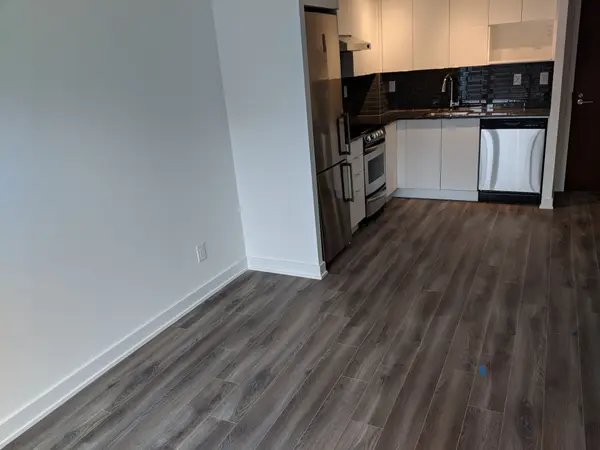 160 Flemington RD #318, Toronto W04, ON M6A 0A9