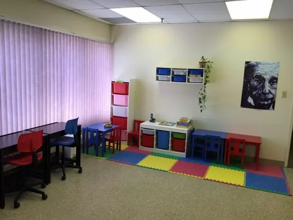 1111 Flint RD #Unit 22, Toronto W05, ON M3J 3C7