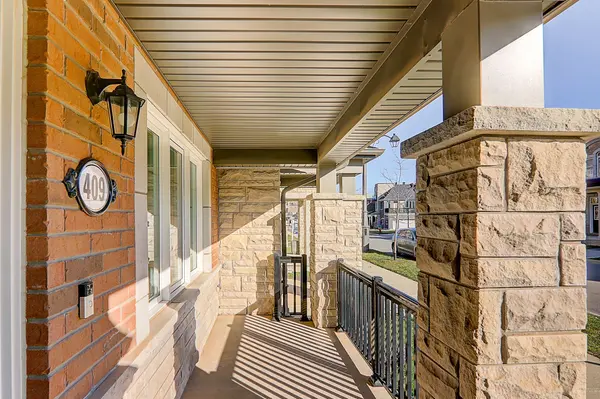 409 Switchgrass ST, Oakville, ON L6M 4M2