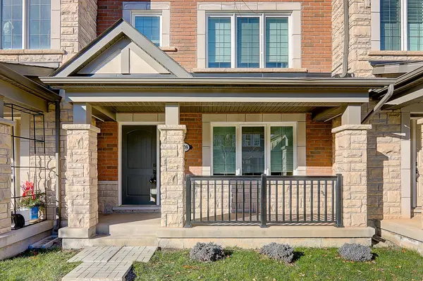 409 Switchgrass ST, Oakville, ON L6M 4M2