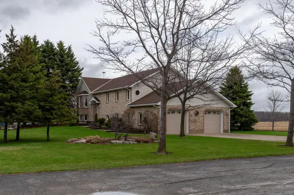 77242 London RD, Huron East, ON N0M 1L0