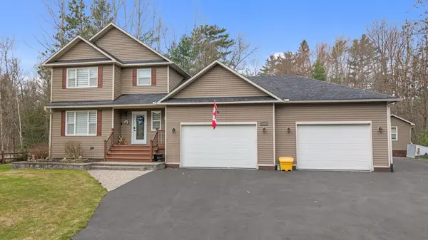 184 Charmont WAY, Constance Bay - Dunrobin - Kilmaurs - Woodlawn, ON K0A 3M0