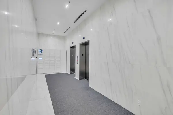 203 Catherine ST #601, Ottawa Centre, ON K2P 1J5