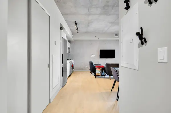 203 Catherine ST #601, Ottawa Centre, ON K2P 1J5