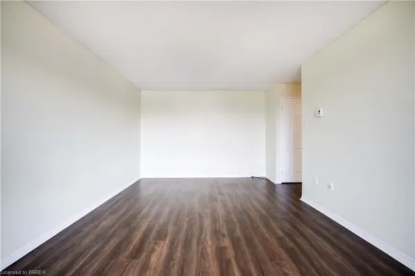 65 Highland CRES #501, Kitchener, ON N2M 5M8