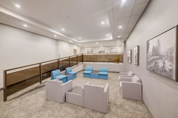 120 Duke ST #505, Hamilton, ON L8P 4T1